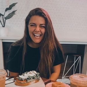 Meet your Posher, Anna